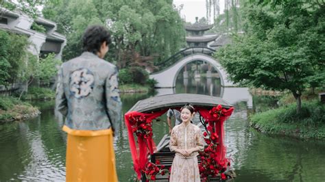 Hangzhou Weddings & Honeymoons .